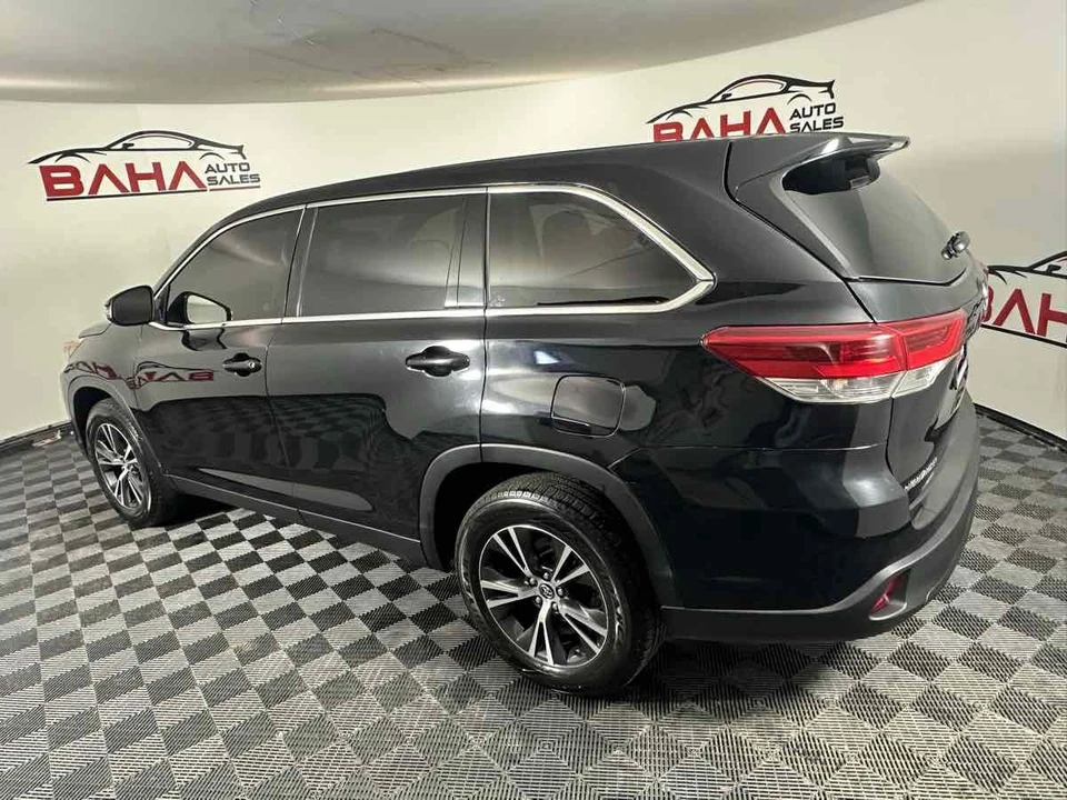 2019 Toyota Highlander - Image 5 of 21