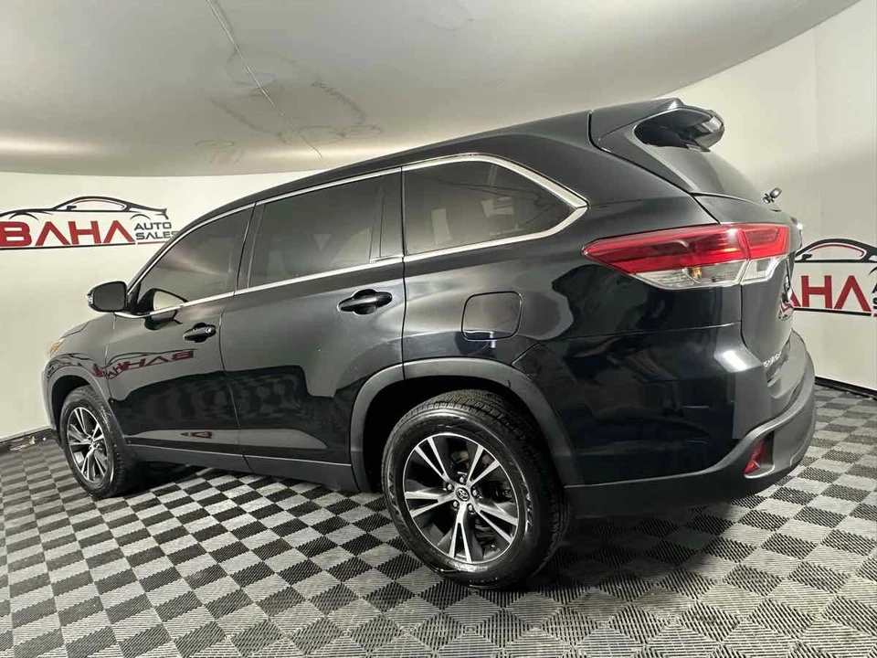 2019 Toyota Highlander - Image 6 of 21
