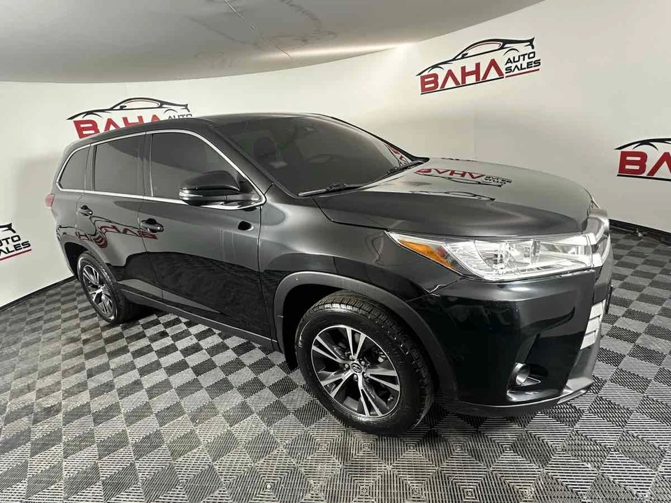 2019 Toyota Highlander - Image 11 of 21