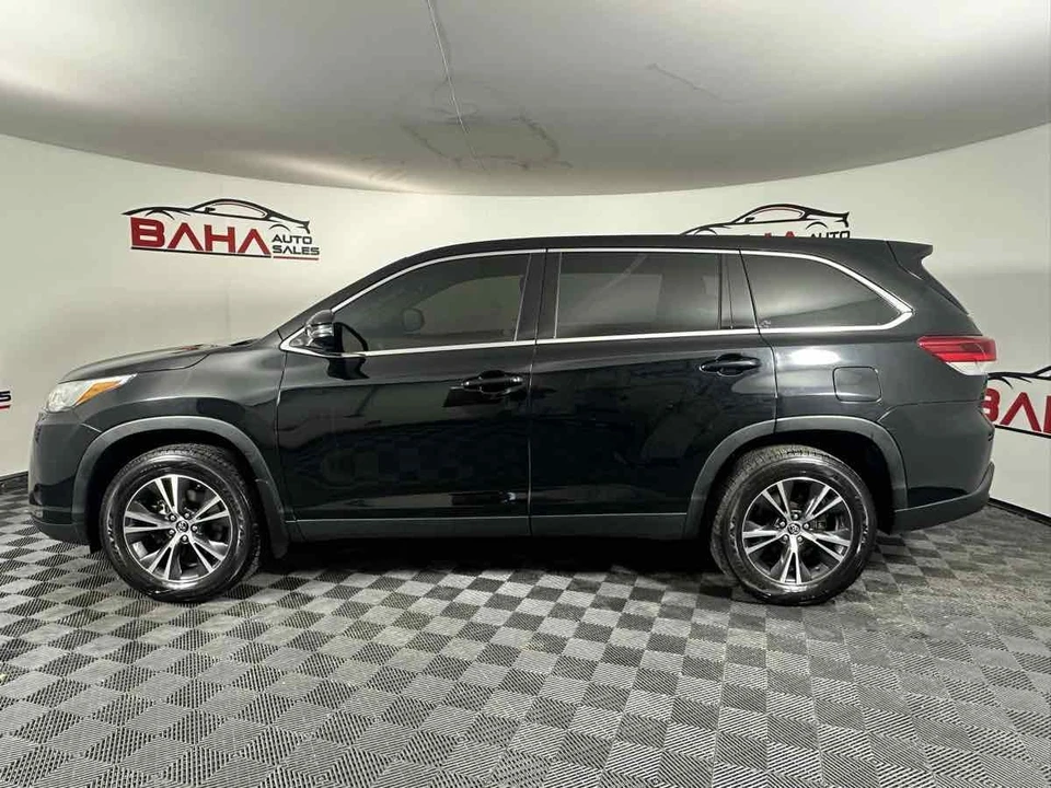 2019 Toyota Highlander - Image 4 of 21