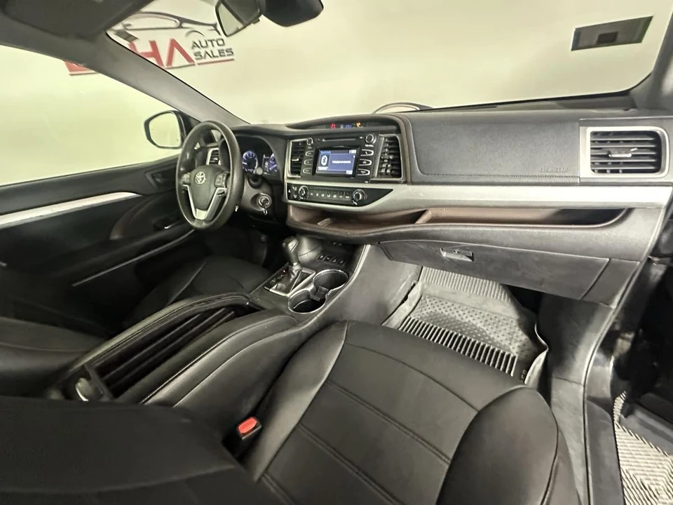 2019 Toyota Highlander - Image 21 of 21