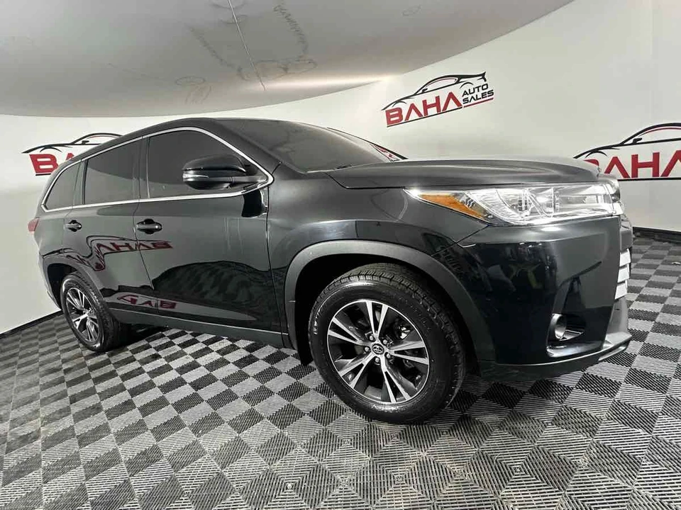 2019 Toyota Highlander - Image 12 of 21