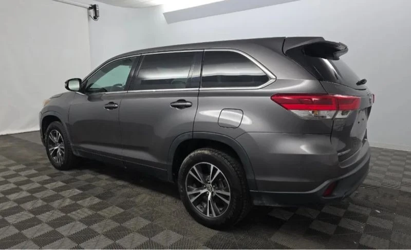 2019 Toyota Highlander - Image 5 of 5