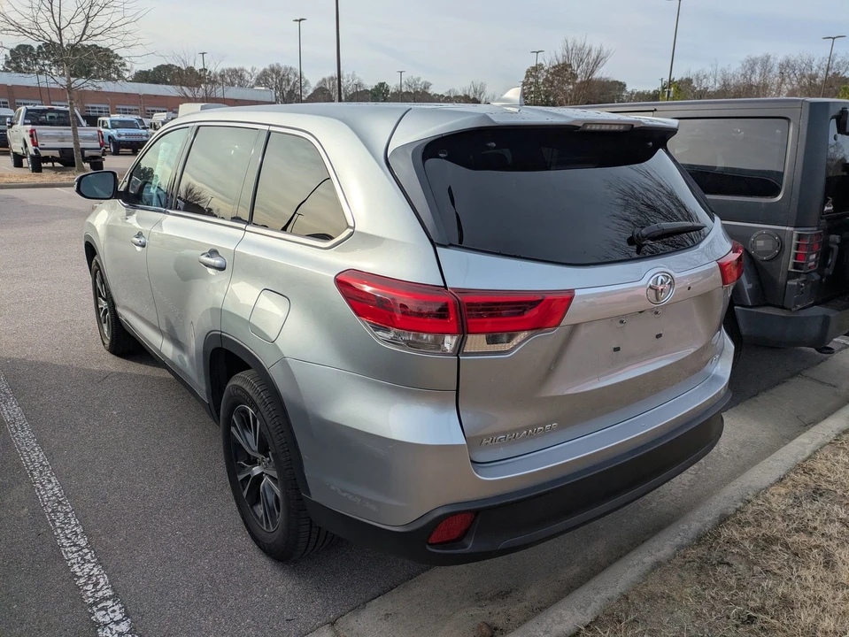 2019 Toyota Highlander - Image 4 of 4