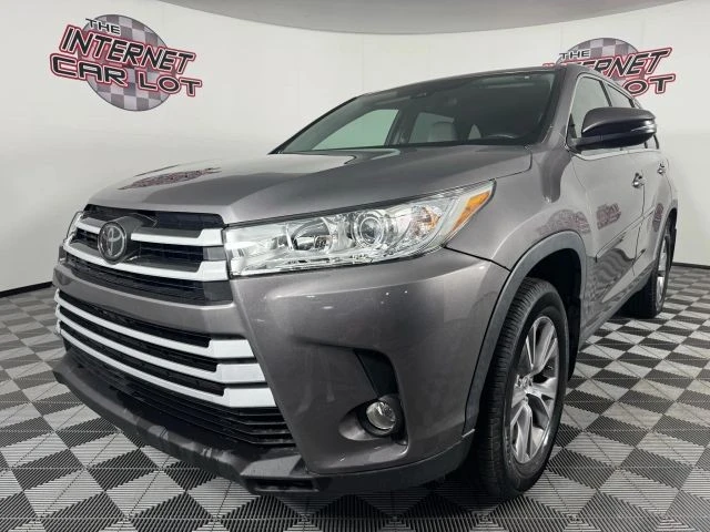 2019 Toyota Highlander - Image 3 of 12