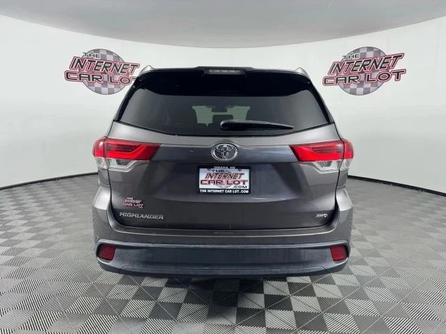 2019 Toyota Highlander - Image 6 of 12