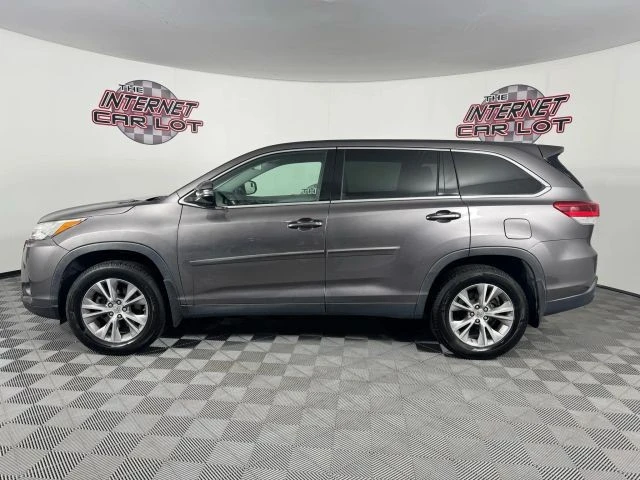 2019 Toyota Highlander - Image 4 of 12