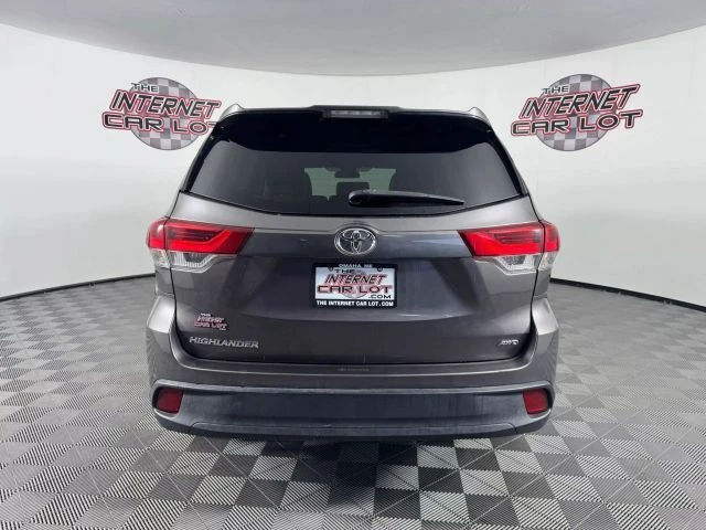 2019 Toyota Highlander - Image 6 of 12