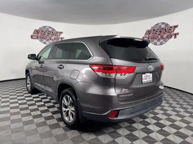 2019 Toyota Highlander - Image 5 of 12