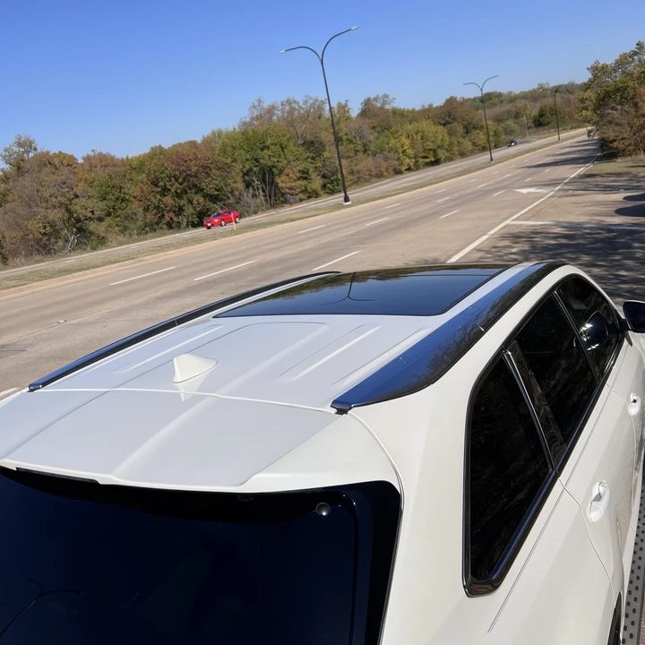 2019 Toyota Highlander - Image 7 of 19