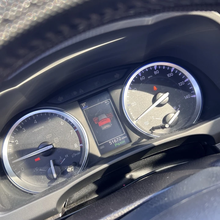 2019 Toyota Highlander - Image 11 of 19