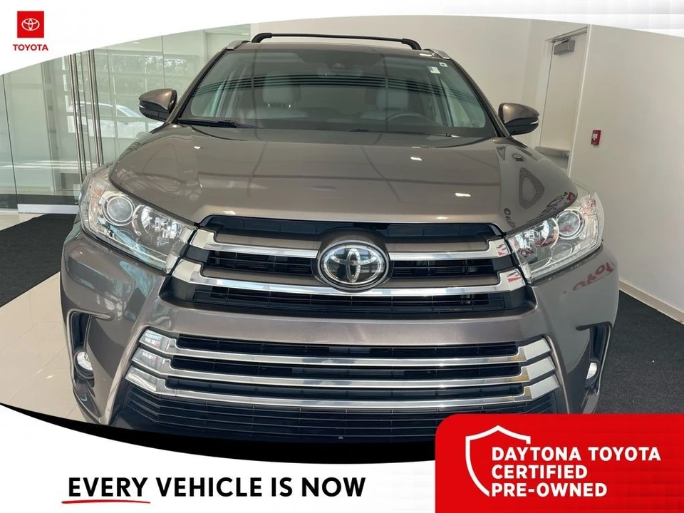 2019 Toyota Highlander - Image 4 of 12