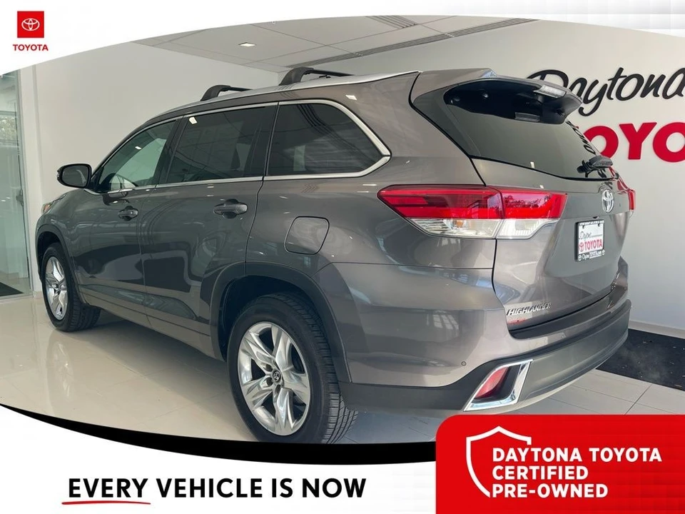 2019 Toyota Highlander - Image 11 of 12
