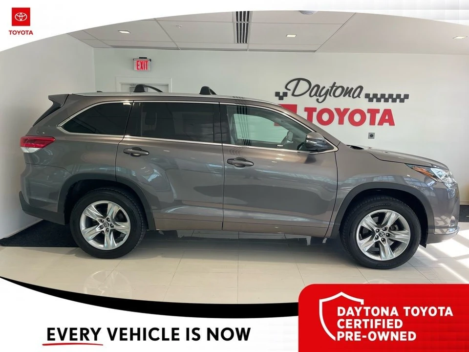 2019 Toyota Highlander - Image 8 of 12