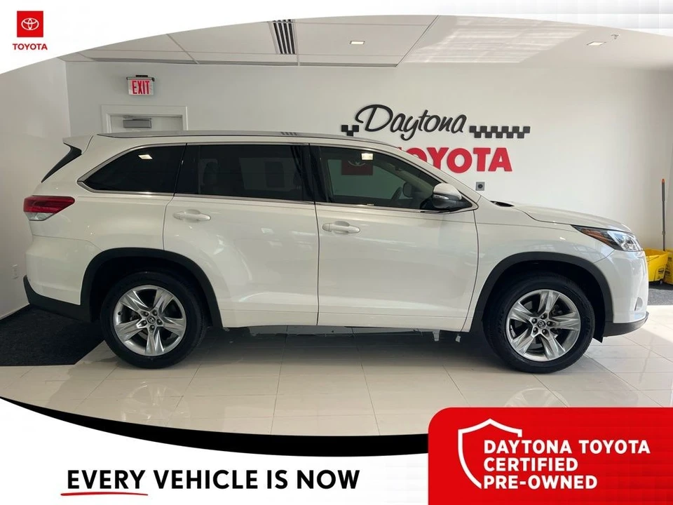 2019 Toyota Highlander - Image 9 of 12