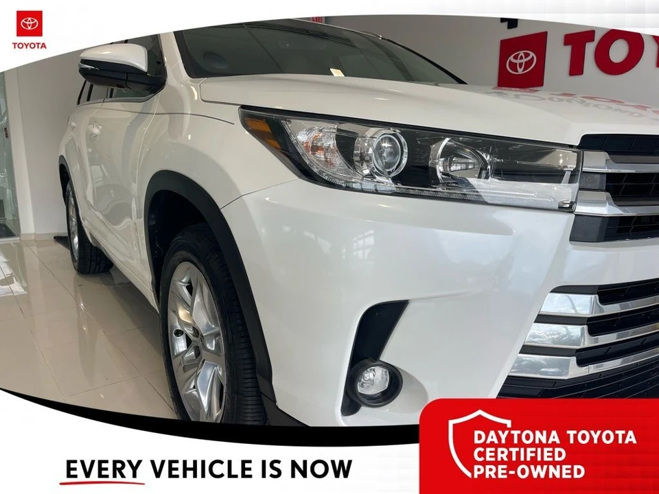 2019 Toyota Highlander - Image 2 of 12