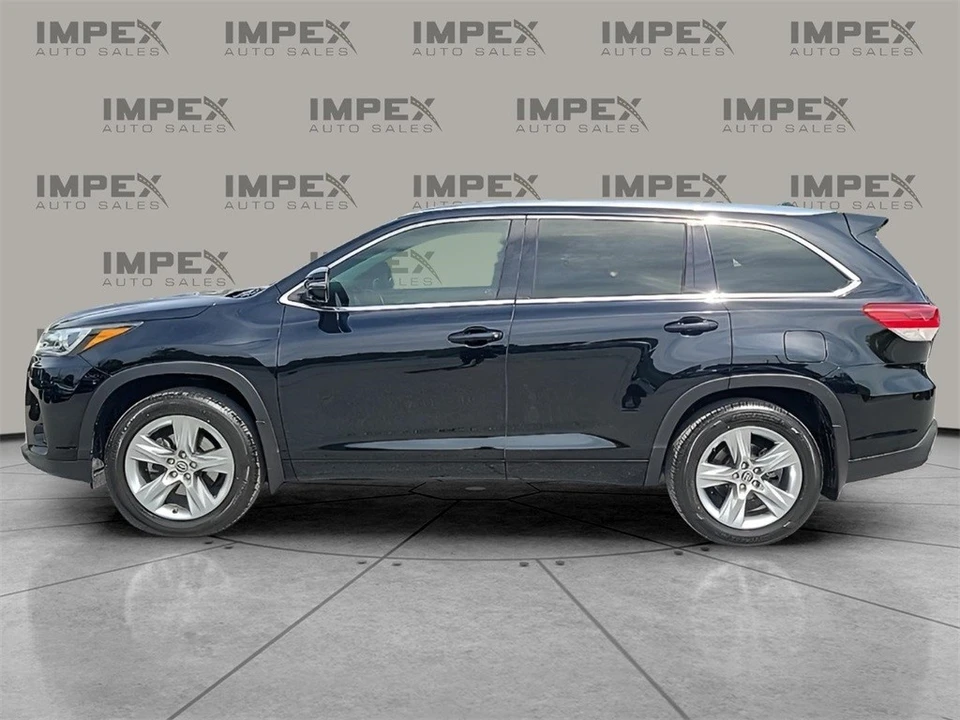 2019 Toyota Highlander - Image 2 of 12
