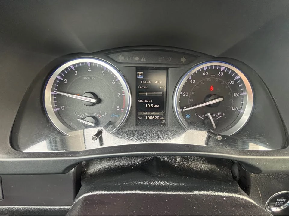 2019 Toyota Highlander - Image 14 of 16