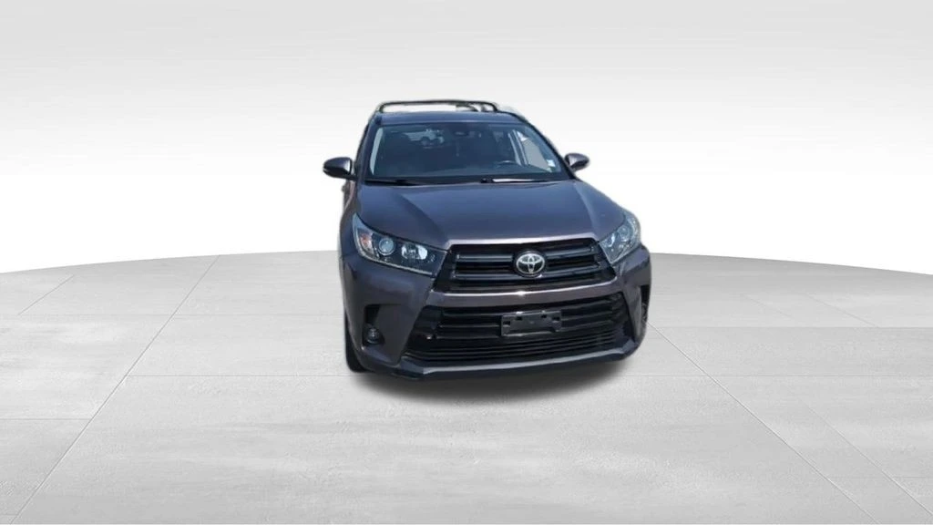 2019 Toyota Highlander - Image 3 of 12