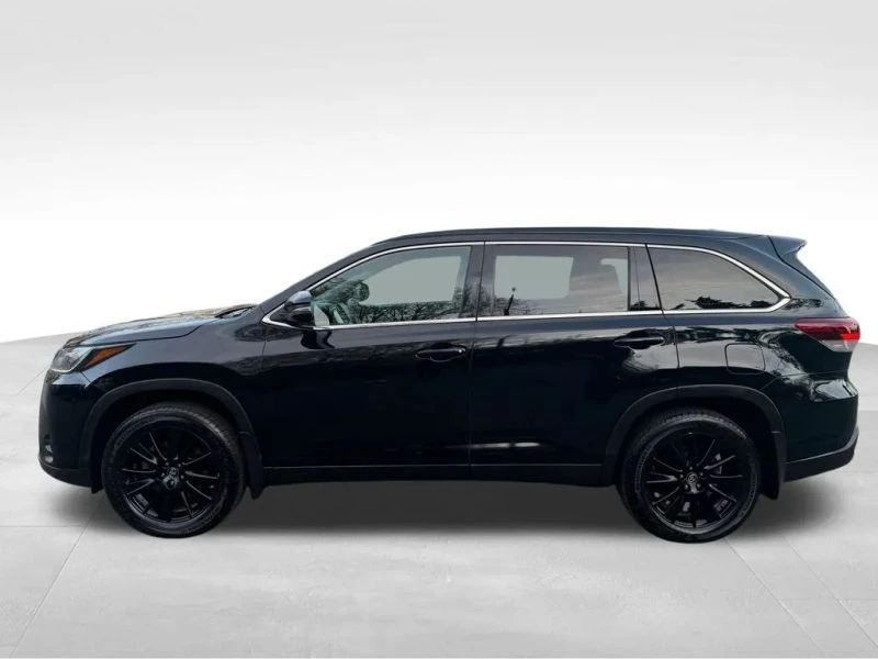 2019 Toyota Highlander - Image 2 of 12