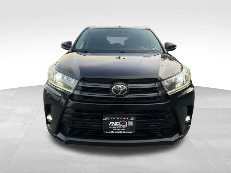 2019 Toyota Highlander - Image 10 of 12