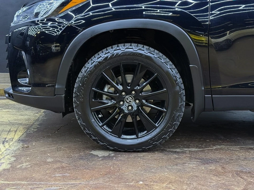 2019 Toyota Highlander - Image 4 of 12