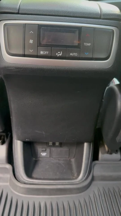 2019 Toyota Highlander - Image 21 of 21