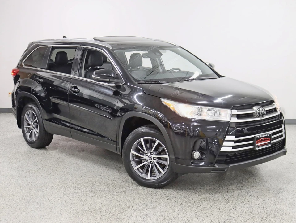 2019 Toyota Highlander - Image 7 of 12