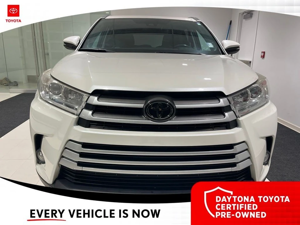 2019 Toyota Highlander - Image 4 of 12