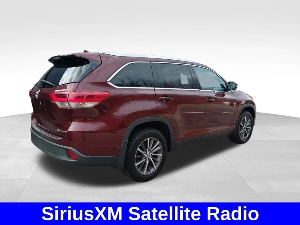 2019 Toyota Highlander - Image 5 of 12
