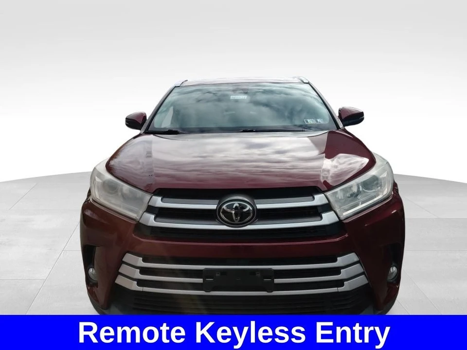 2019 Toyota Highlander - Image 7 of 12