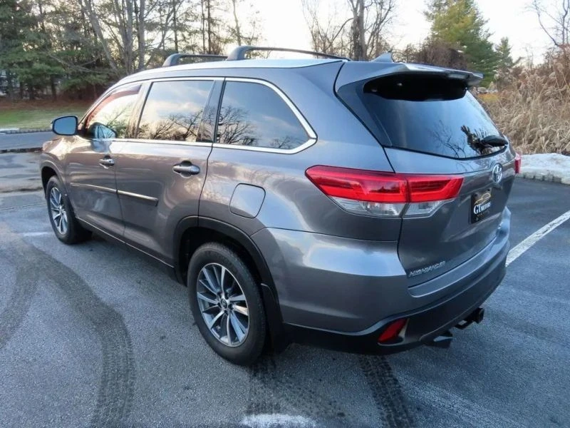 2019 Toyota Highlander - Image 12 of 12