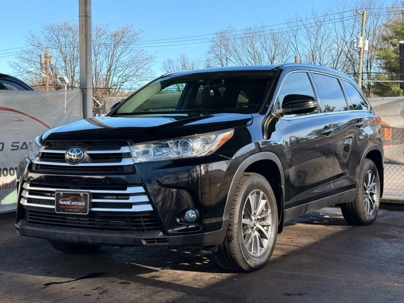 2019 Toyota Highlander - Image 3 of 12