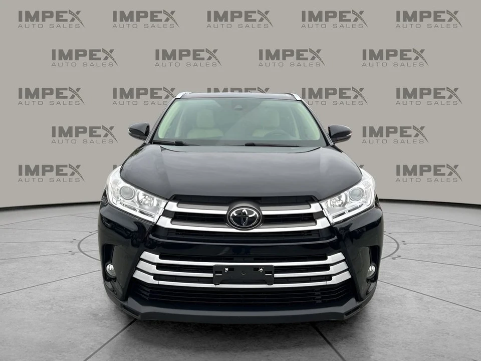 2019 Toyota Highlander - Image 8 of 12