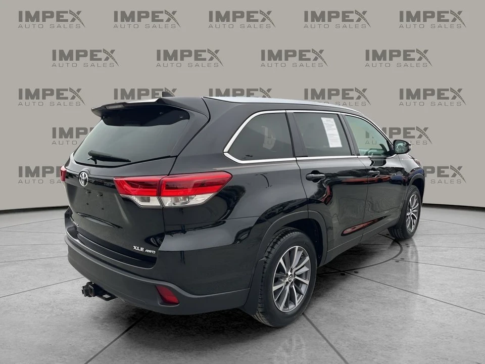 2019 Toyota Highlander - Image 5 of 12