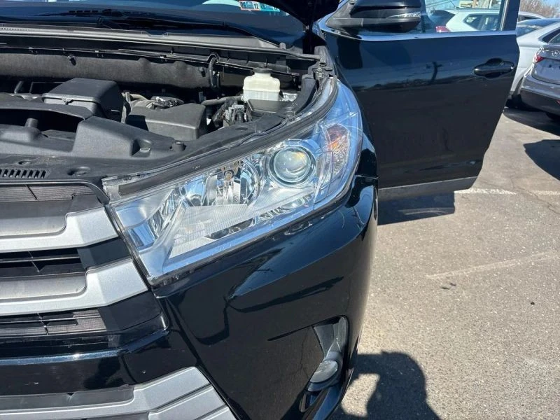 2019 Toyota Highlander - Image 12 of 12