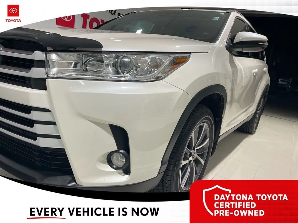 2019 Toyota Highlander - Image 11 of 12