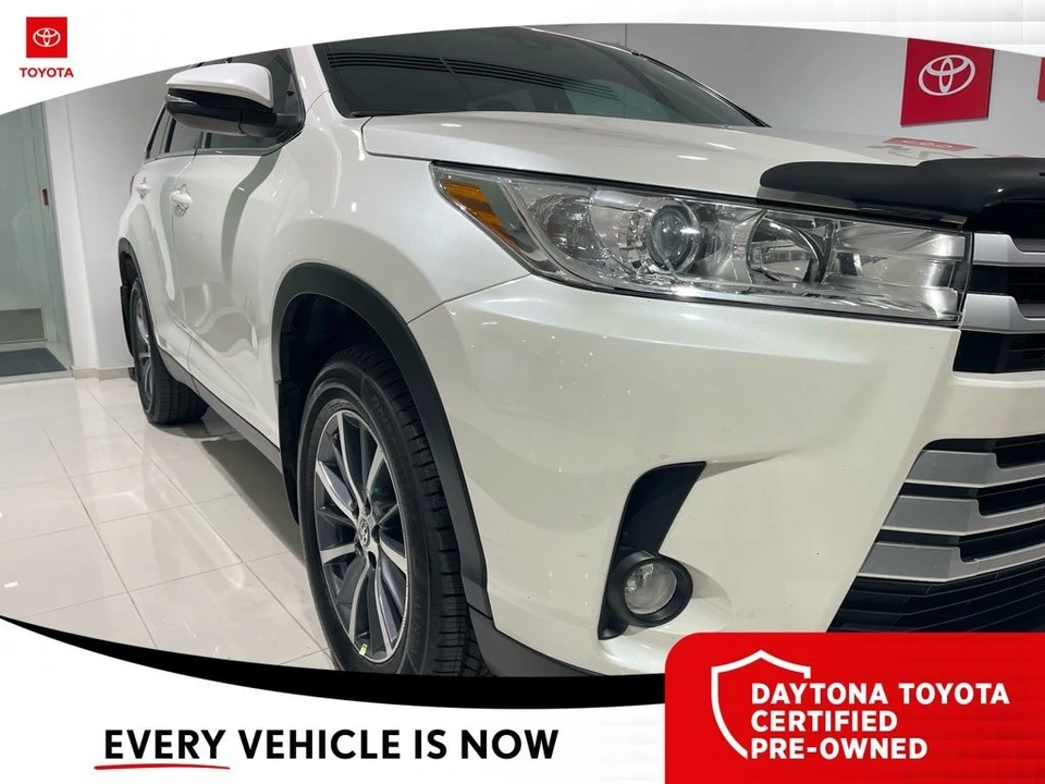 2019 Toyota Highlander - Image 2 of 12