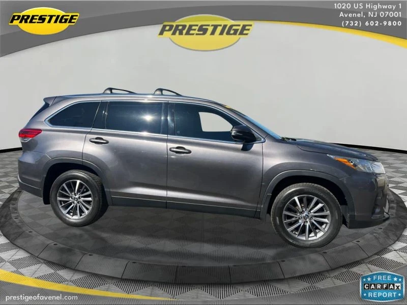 2019 Toyota Highlander - Image 4 of 12