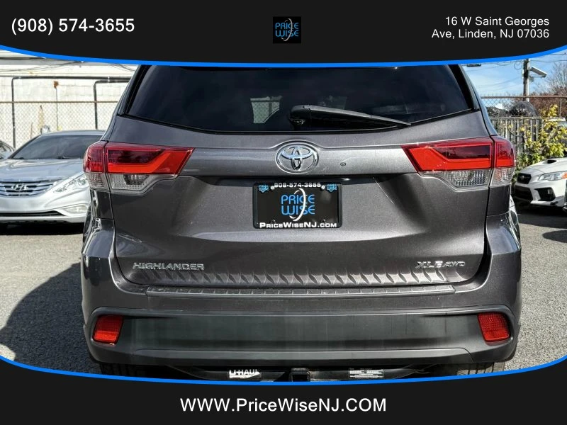 2019 Toyota Highlander - Image 5 of 12