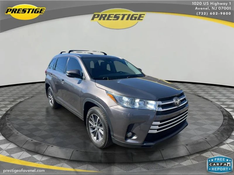 2019 Toyota Highlander - Image 3 of 12