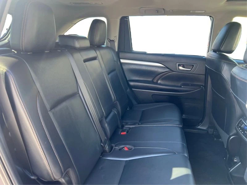 2019 Toyota Highlander - Image 12 of 12