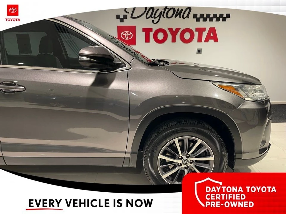 2019 Toyota Highlander - Image 7 of 12