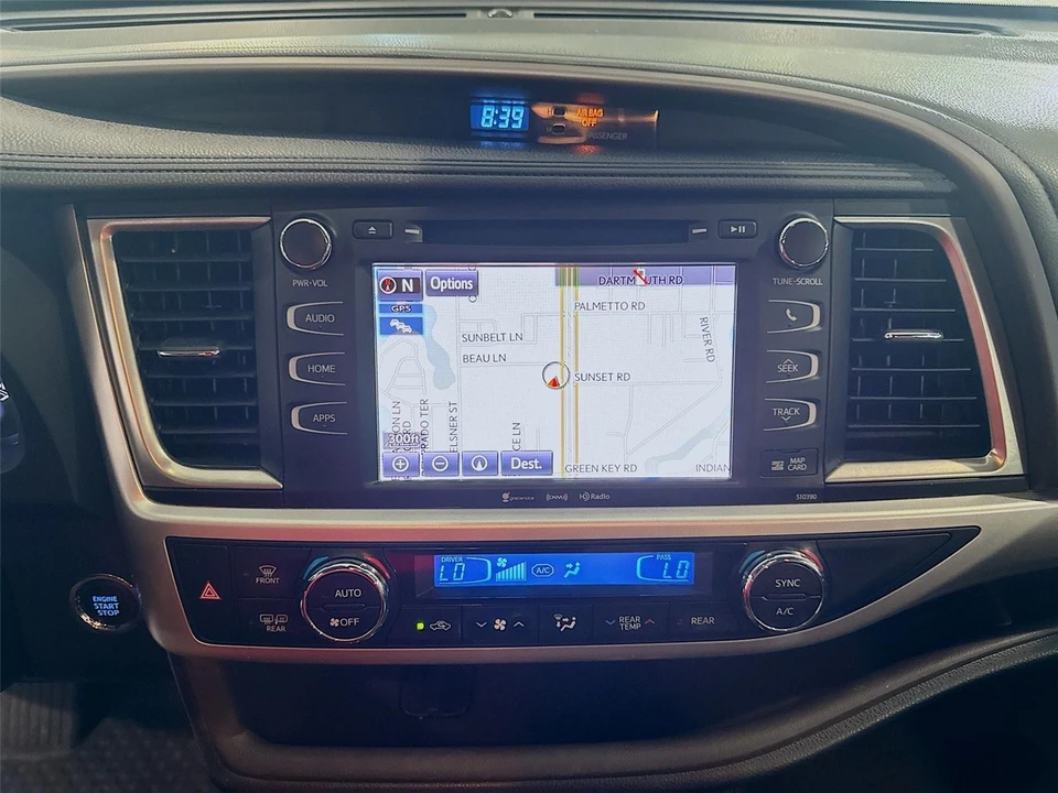 2019 Toyota Highlander - Image 11 of 21