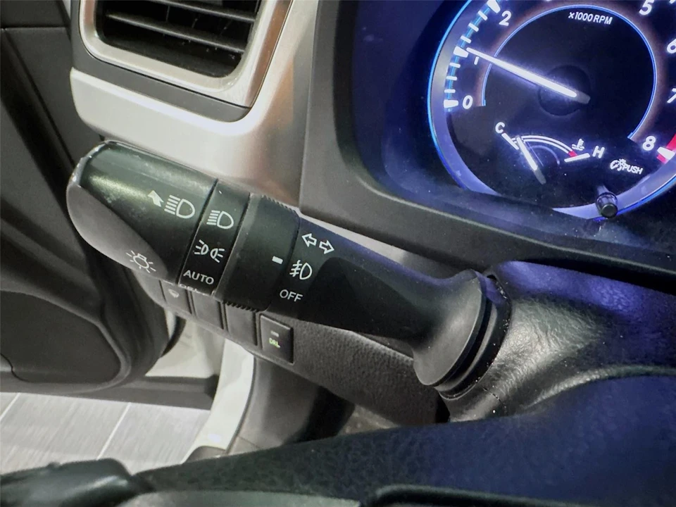 2019 Toyota Highlander - Image 5 of 21