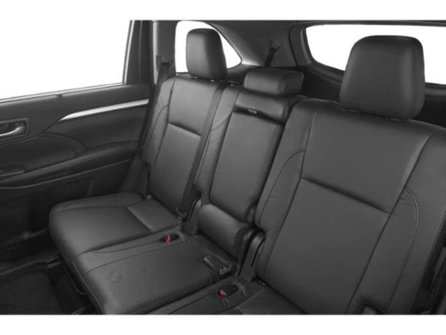 2019 Toyota Highlander - Image 14 of 17