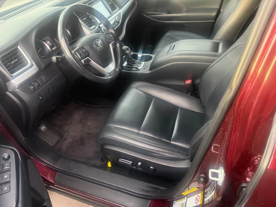 2019 Toyota Highlander - Image 2 of 6