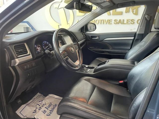 2019 Toyota Highlander - Image 8 of 31