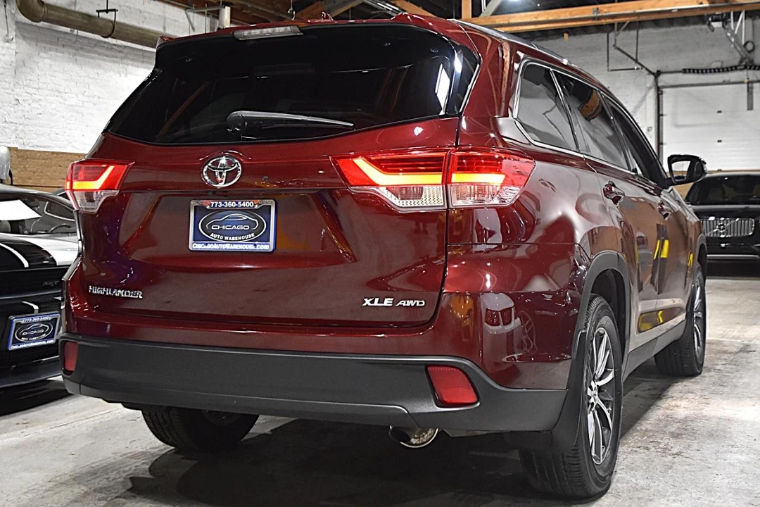 2019 Toyota Highlander - Image 4 of 31