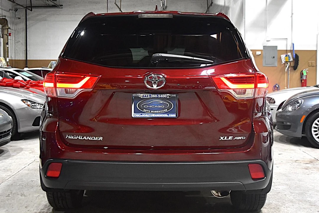 2019 Toyota Highlander - Image 5 of 31